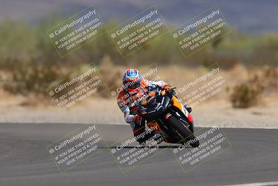 media/Sep-11-2022-SoCal Trackdays (Sun) [[81b7e951af]]/Turn 5 (1110am)/